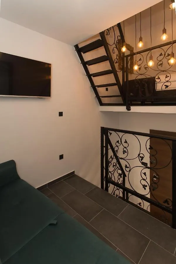 Amaizing Apartment Near Airport Kaštel Štafilić