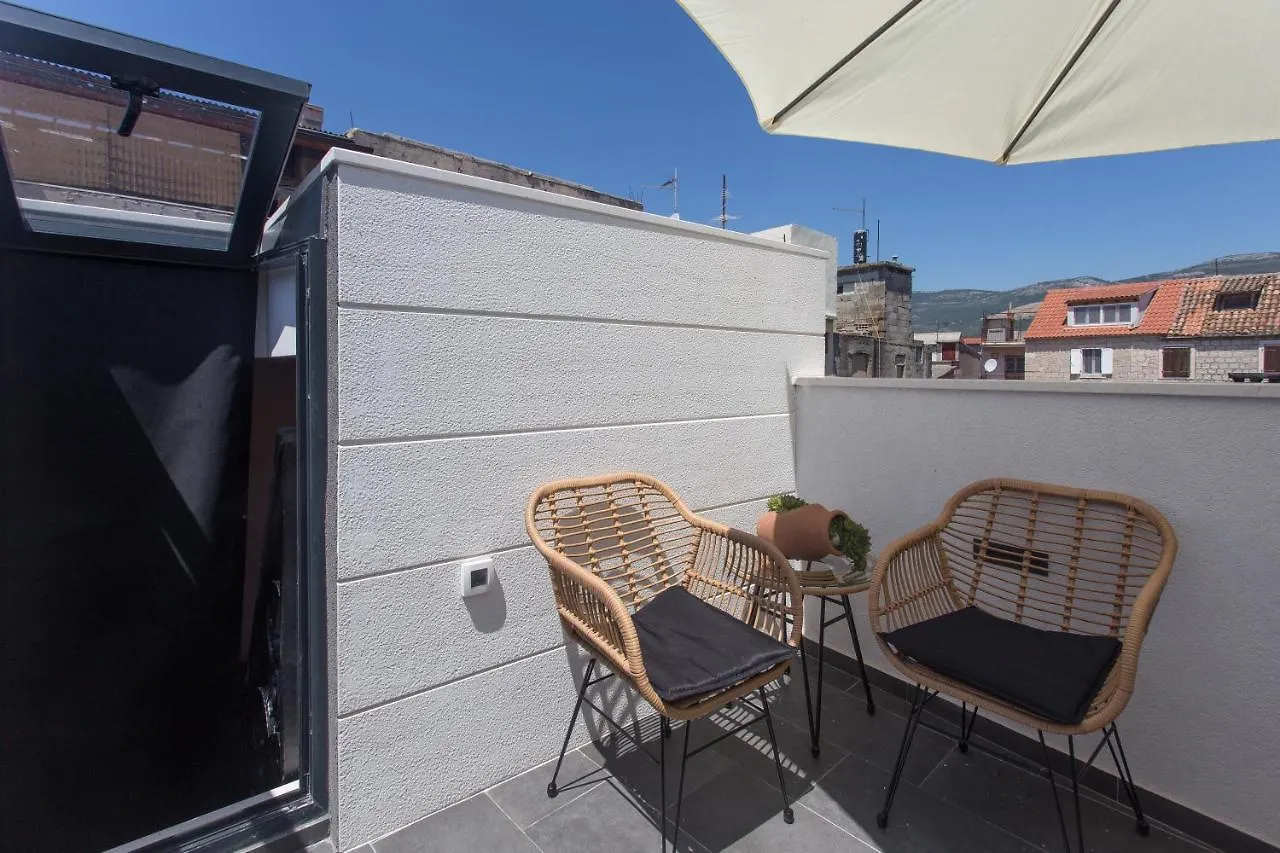 Amaizing Apartment Near Airport Kaštel Štafilić